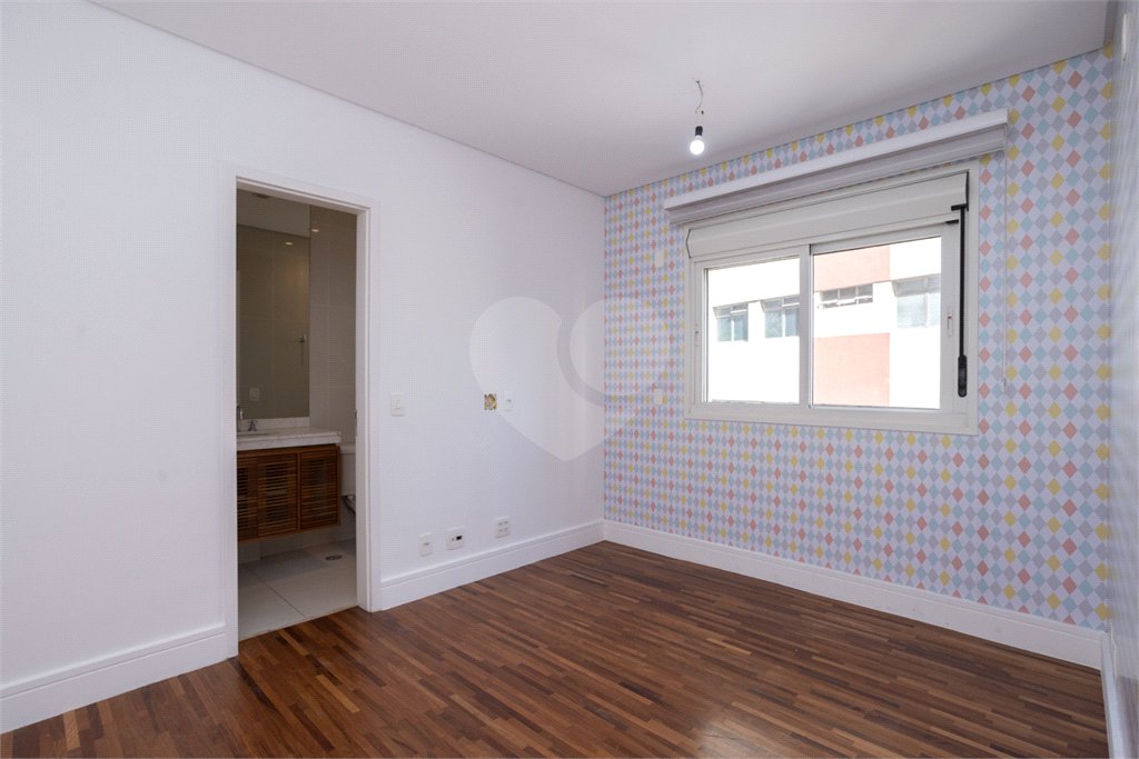 Apartamento à venda com 3 suítes em Itaim Bibi, São Paulo, SP