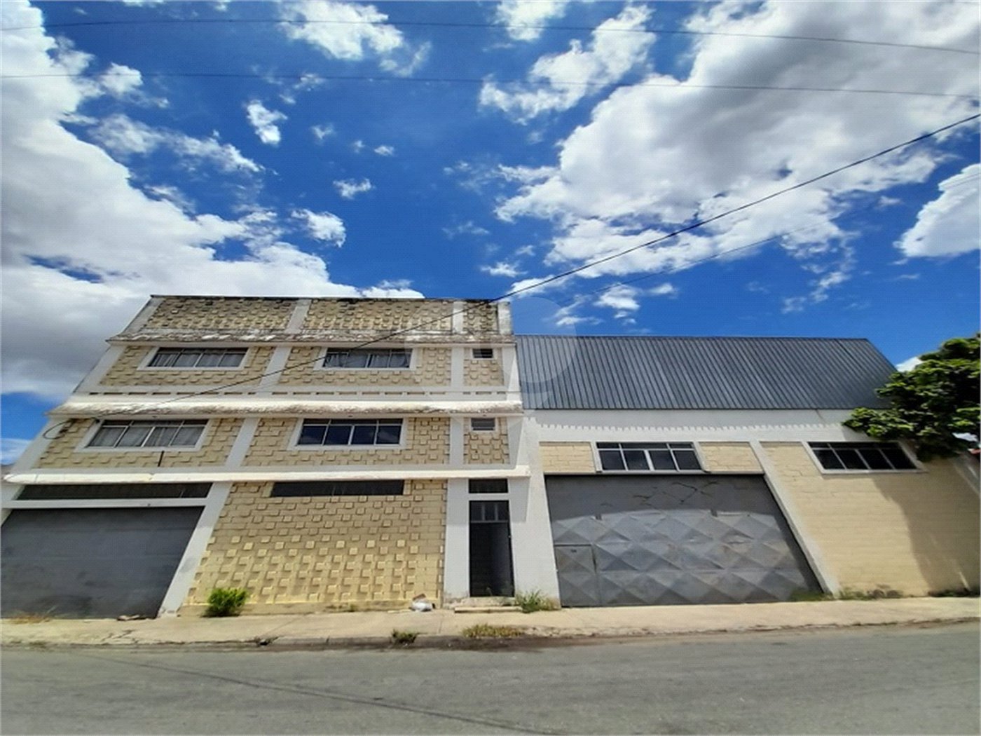 Salão Comercial para alugar em Recreio Estoril, Atibaia, SP