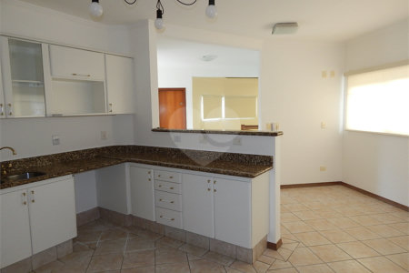 Casa à venda com 3 quartos, sendo 1 suíte, no condomínio Alpes de Vinhedo, Vinhedo - SP