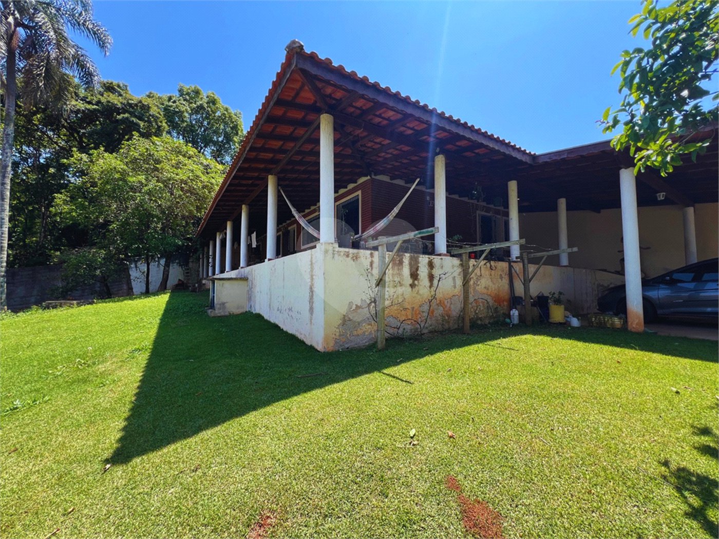 Chácara à venda com 3 quartos, sendo 1 suíte, em Chácara Companheiros, Jundiaí, SP