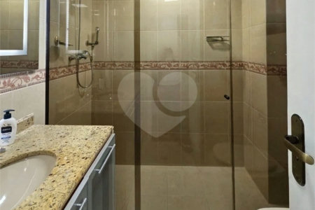 Apartamento à venda com 2 quartos, sendo 1 suíte,  em Laranjeiras, Rio de Janeiro, RJ
