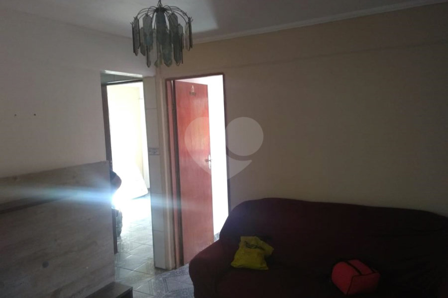 Apartamento à venda com 2 quartos em Cidade Tiradentes, São Paulo, SP