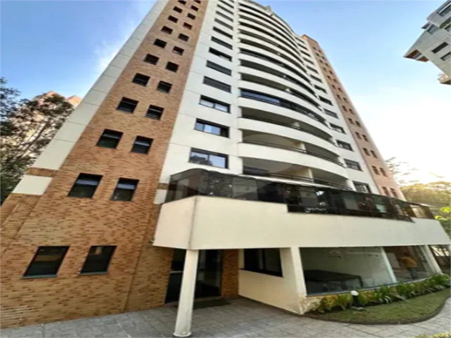Apartamento para alugar com 2 suítes em Vila Andrade, São Paulo, SP