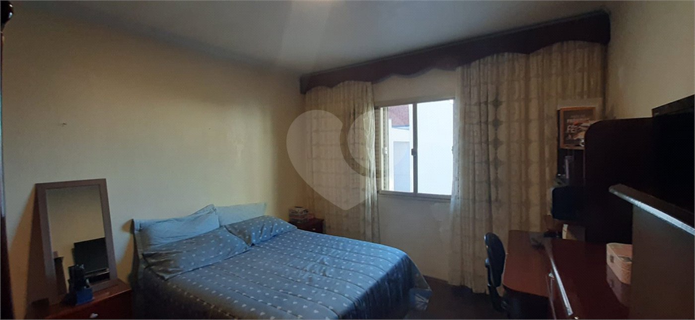Sobrado à venda com 3 quartos, sendo 1 suíte, em Tremembé, São Paulo, SP