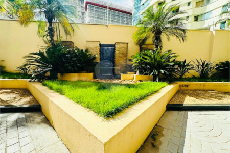 Apartamento à venda ou para alugar com 4 quartos, sendo 1 suíte, em Itaim Bibi, São Paulo, SP