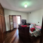 Casa à venda com 3 quartos, sendo 1 suíte, em Parque São Domingos, São Paulo, SP