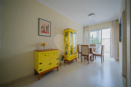 Casa à venda com 3 quartos, sendo 1 suíte,  no condomínio Queluz Vita - Casas, Cotia - SP