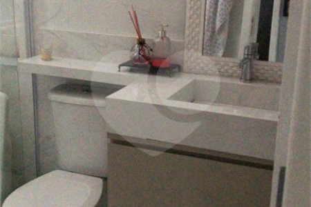 Apartamento à venda com 3 quartos, sendo 1 suíte, em Condomínio Royal Park, São José dos Campos, SP