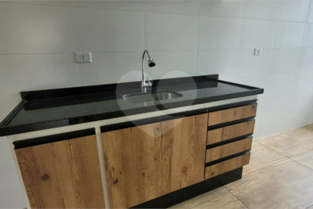 Apartamento para alugar com 2 quartos, sendo 1 suíte, em Jardim Carambeí, São Roque, SP