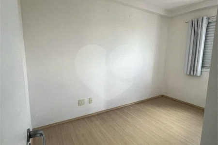 APARTAMENTO de 2 quartos (1 suíte) á venda em Santo André, 75m², 2 garagens fixas e cobertas, é entrar e morar!