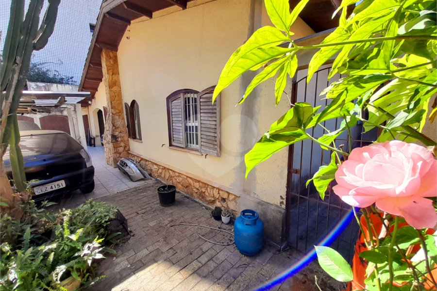 Casa Térrea à venda com 4 quartos em Mandaqui, São Paulo, SP