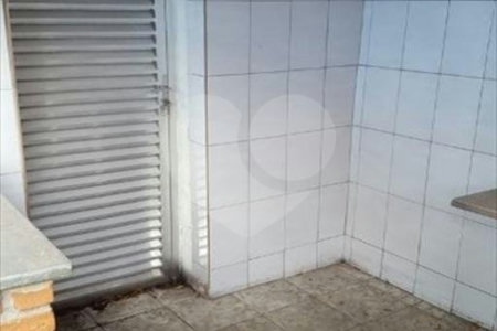 Sobrado à venda com 4 quartos, sendo 1 suíte, em Vila Monumento, São Paulo, SP