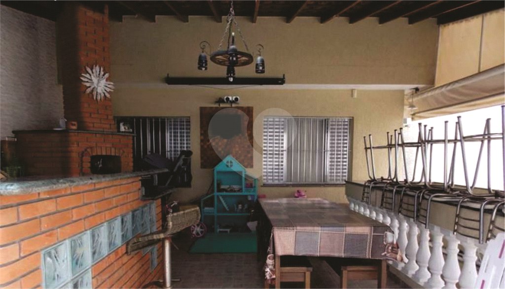 Sobrado à venda com 3 quartos, sendo 1 suíte,  em Vila Maria Alta, São Paulo, SP
