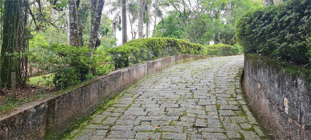 Casa à venda com 4 suítes no condomínio Jardim da Montanha I, Mairiporã - SP