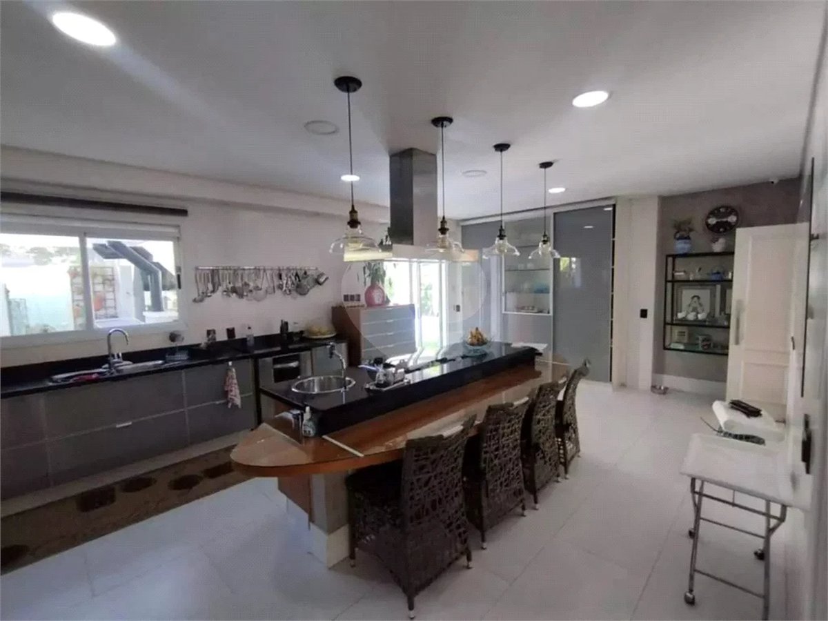 Casa com 4 suítes à venda, 915 m², com 8 vagas - Cidade Jardim - São Paulo/SP