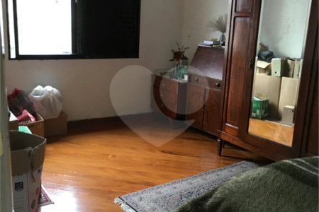 Sobrado à venda com 3 quartos em Aclimação, São Paulo, SP