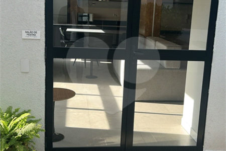 Apartamento à venda com 2 quartos em Vila Suzana, São Paulo, SP