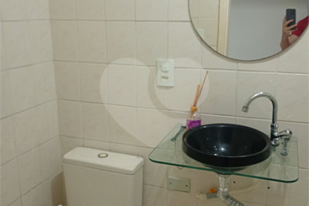 Apartamento à venda com 3 quartos, sendo 1 suíte, em Vila Oliveira, Mogi das Cruzes, SP