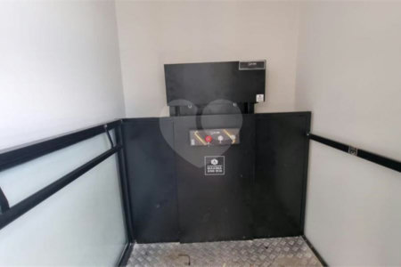 Casa à venda com 3 suítes no condomínio Portal dos Bandeirantes, Salto - SP