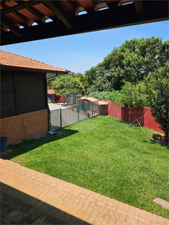 Casa à venda com 4 quartos, sendo 3 suítes, no condomínio Residncial Euroville, Carapicuíba - SP