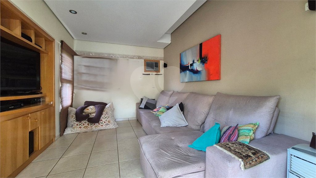 Casa à venda com 4 suítes no condomínio Vivenda do Lago, Sorocaba - SP