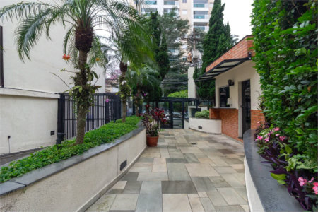 Cobertura à venda com 3 quartos, sendo 1 suíte, em Pinheiros, São Paulo, SP