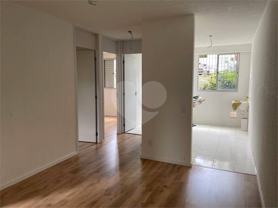 Apartamento para alugar com 2 quartos em Recanto Vista Alegre, Cotia, SP