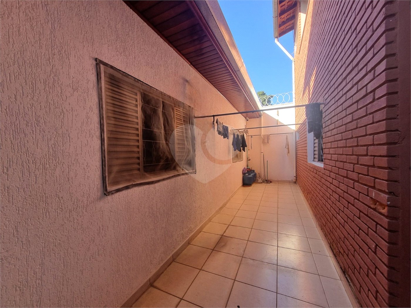 Casa à venda com 4 quartos, sendo 1 suíte, em Jardim São Carlos, Sorocaba, SP