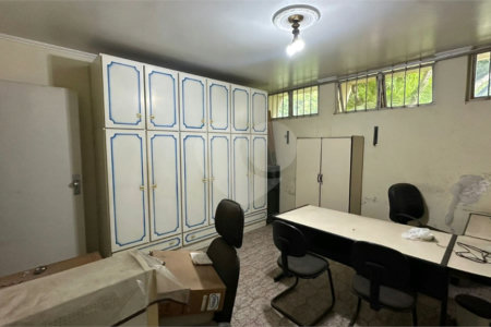 Casa à venda ou para alugar com 5 quartos, sendo 2 suítes, no Centro, Salto, SP