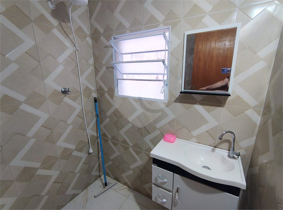 Casa Térrea à venda com 2 quartos em Vila Comercial, Jundiaí, SP