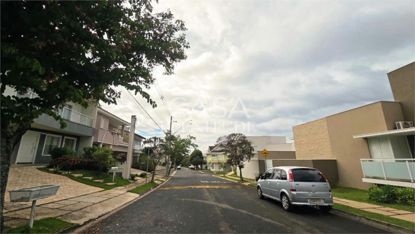 Casa em condomínio para alugar com 3 quartos, sendo 1 suíte, em Parque Residencial Villa dos Inglezes, Sorocaba, SP
