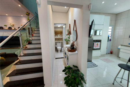 Casa à venda com 3 quartos, sendo 1 suíte,  em Villa Di Cesar, Mogi das Cruzes, SP
