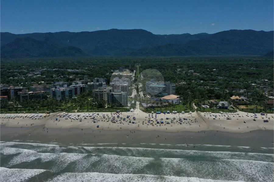 Apartamento à venda com 3 quartos, sendo 2 suítes, em Riviera de São Lourenço, Bertioga, SP