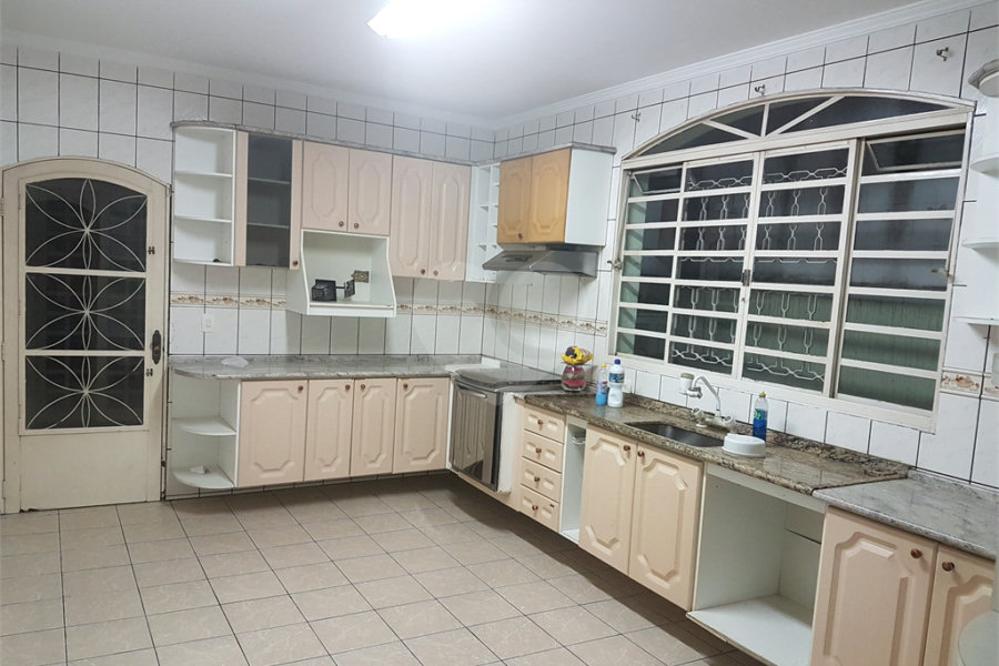Sobrado à venda com 3 quartos, sendo 1 suíte, em Jardim Valéria, Guarulhos, SP