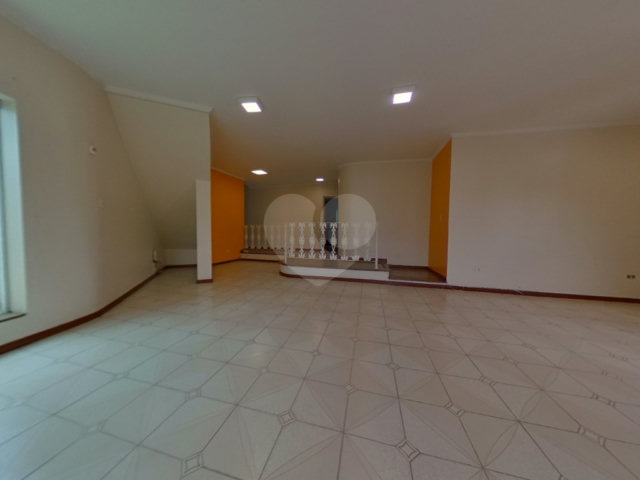 Sobrado à venda ou para alugar com 4 quartos, sendo 3 suítes,  em Jardim Franca, São Paulo, SP