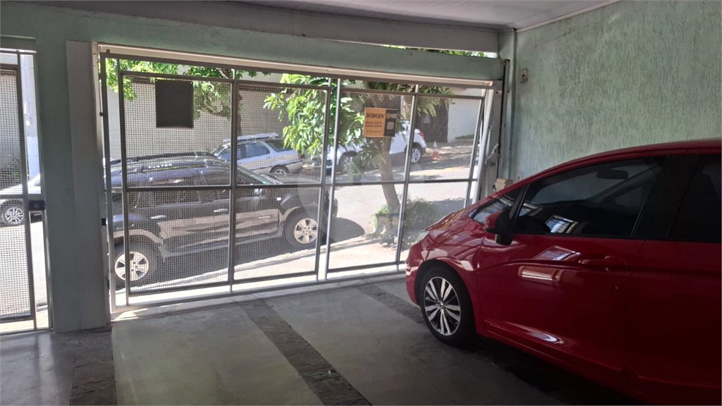 Sobrado à venda com 3 suítes em Vila Pompéia, São Paulo, SP