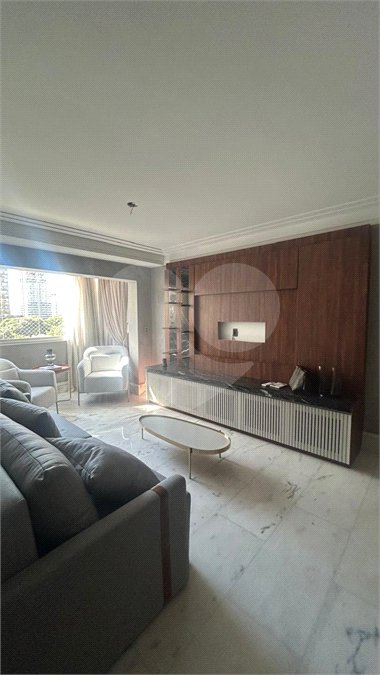 Apartamento à venda com 3 quartos, sendo 1 suíte, em Pompéia, São Paulo, SP