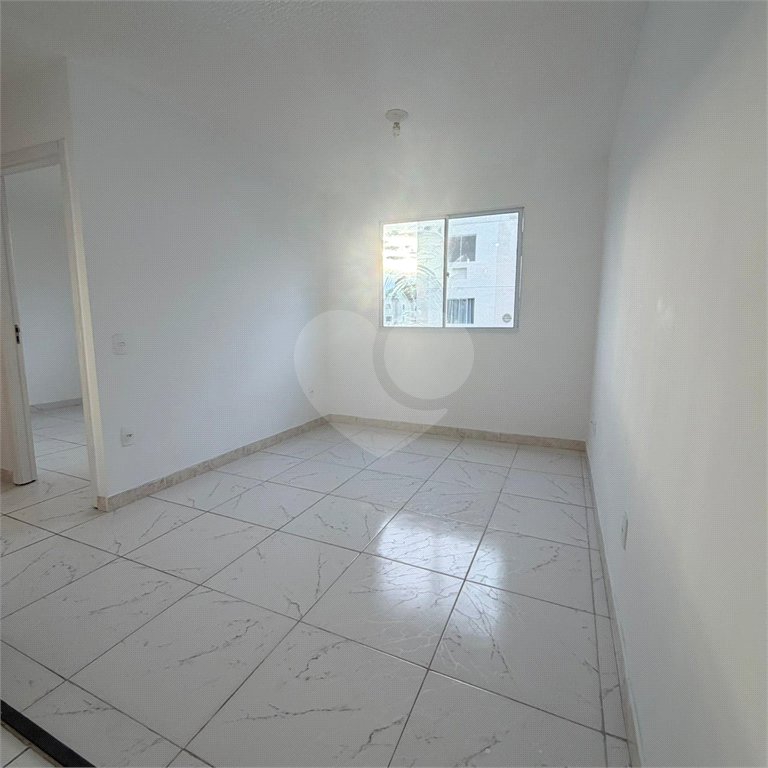 Apartamento à venda com 2 quartos em Guaratiba, Rio de Janeiro, RJ