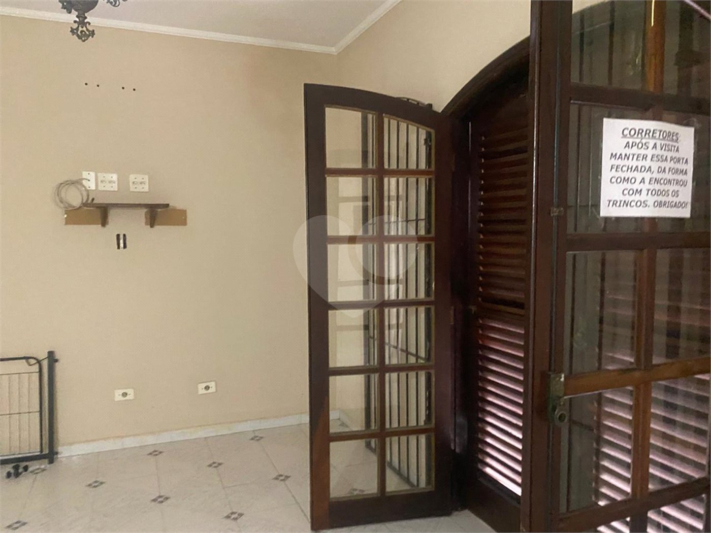Casa à venda com 3 quartos, sendo 2 suítes, em Jardim do Papai, Guarulhos, SP