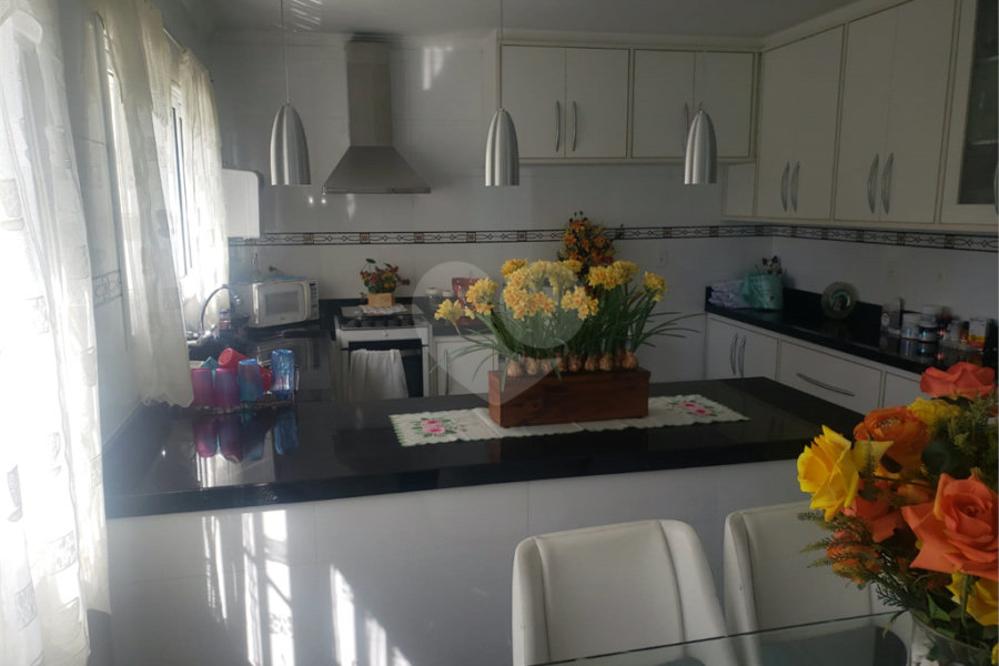 Casa à venda com 4 suítes em Santana, São Paulo, SP