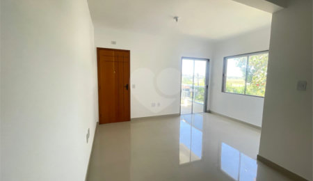 Apartamento à venda com 2 quartos, sendo 1 suíte,  em Fluminense, São Pedro da Aldeia, RJ