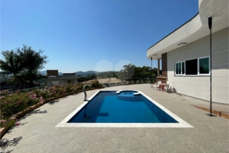 Casa à venda com 4 suítes no condomínio Aruã Eco Park, Mogi das Cruzes - SP