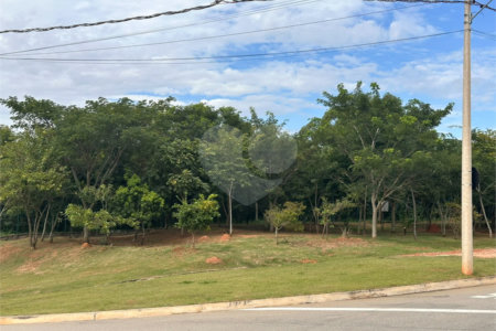Casa à venda com 3 quartos, sendo 1 suíte, no condomínio Residencial Villagio Wanel, Sorocaba - SP