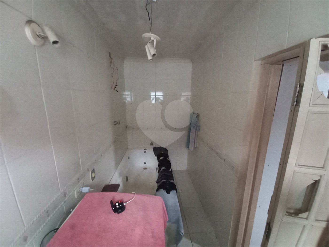 Sobrado à venda com 3 quartos, sendo 1 suíte, em Jardim Helga, São Paulo, SP
