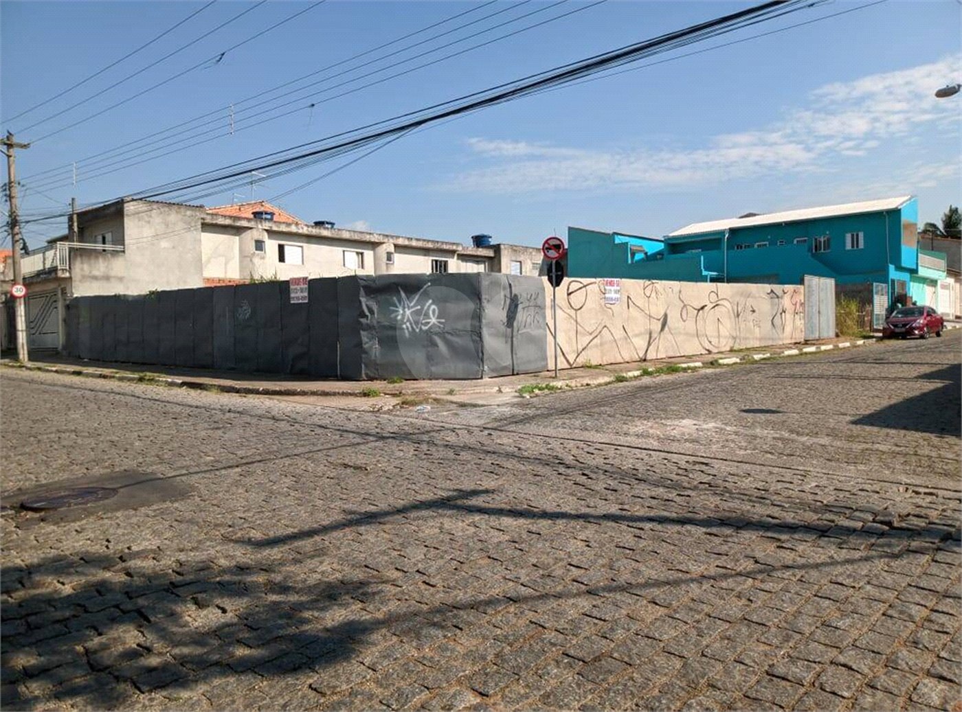 Terreno à venda em Vila Urupês, Suzano, SP