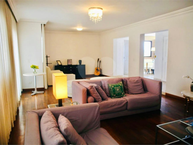 Apartamento à venda com 3 suítes em Tatuapé, São Paulo, SP