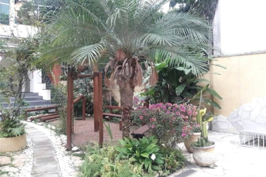 Sobrado à venda com 6 quartos, sendo 2 suítes, em Horto Florestal, São Paulo, SP