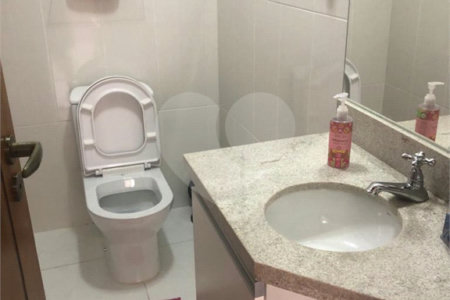 Duplex à venda com 5 quartos, sendo 4 suítes, em Aviação, Praia Grande, SP