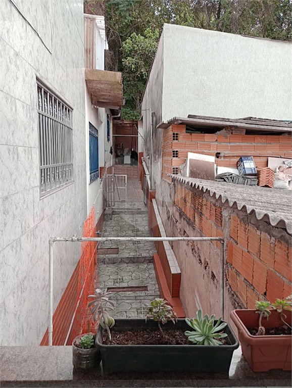 Sobrado à venda com 2 quartos em Horto, São Paulo, SP