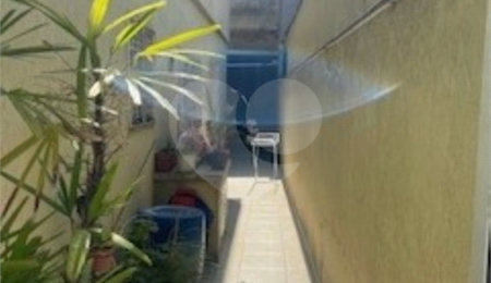Sobrado à venda com 4 quartos, sendo 1 suíte,  em Parque Edu Chaves, São Paulo, SP
